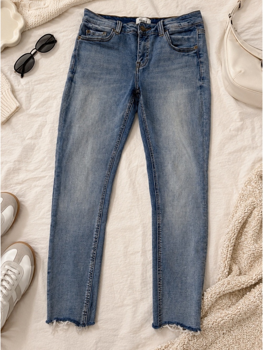 Pistola Jeans Women's Size 28 Light Wash Raw Hem Skinny Stretch Denim Casual